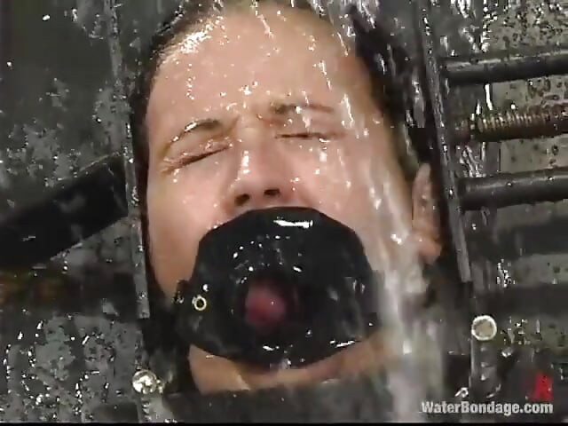 니콜레트 (18세)