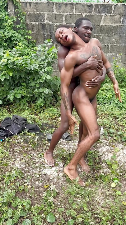 Brush content with Solomon so scary