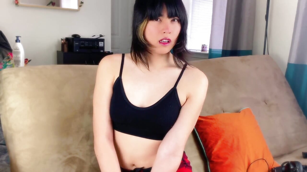 Bratty trans gold digger roommate findom femdom
