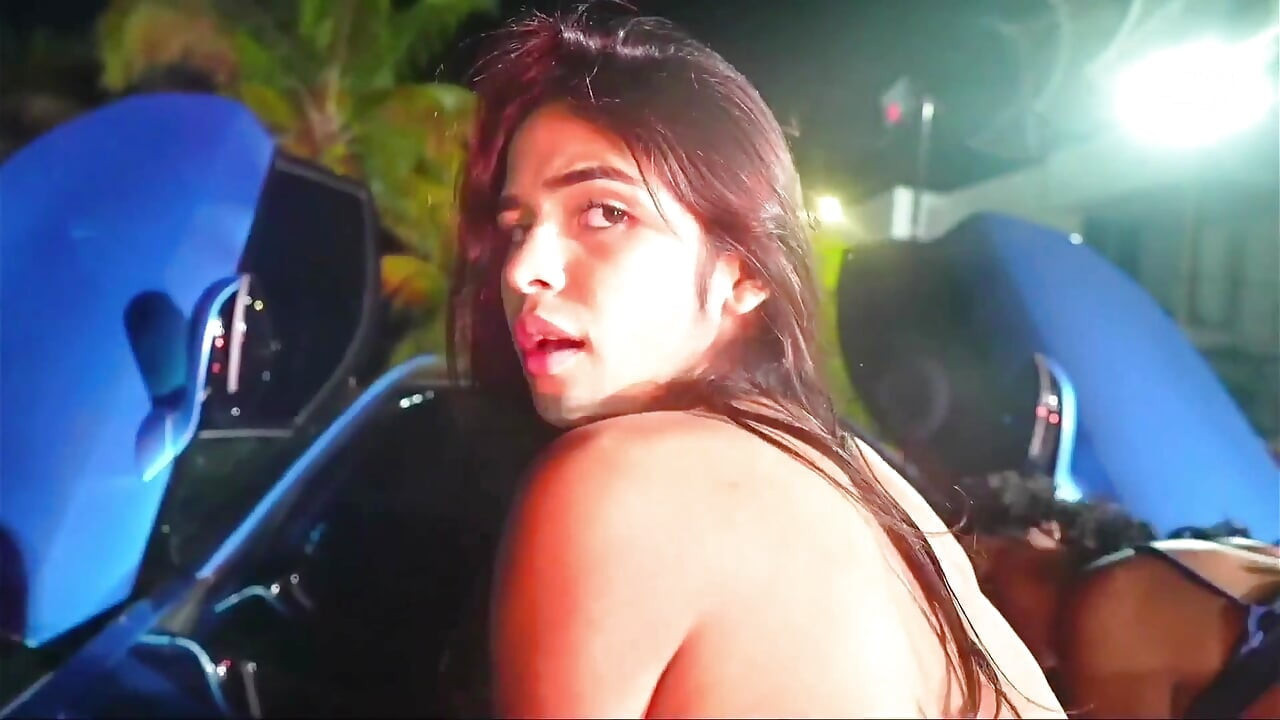 Latinas,twerking and masturbation the best combination GGmansion