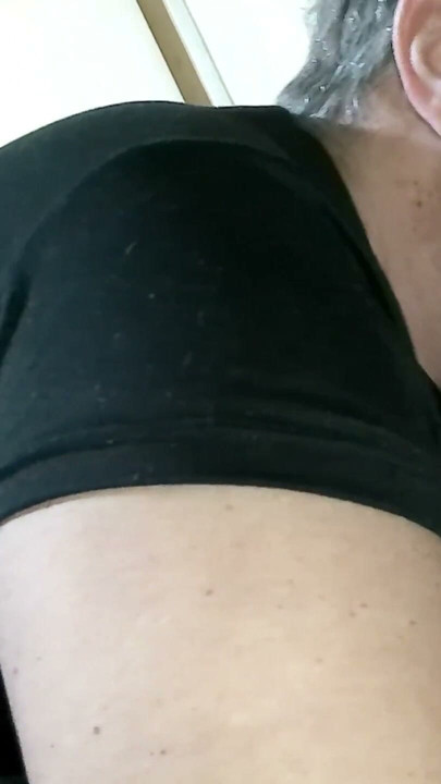 Granny is masturbated in close-up and then gets cum in her hot pussy | Clip 3