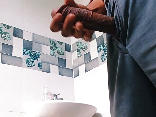 Indian old man mastrubation  big shot