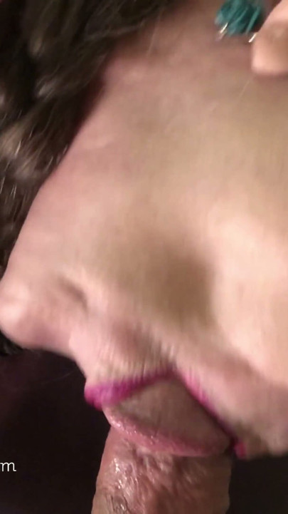 Lips Full of Passion! Loving Close-up BJ!