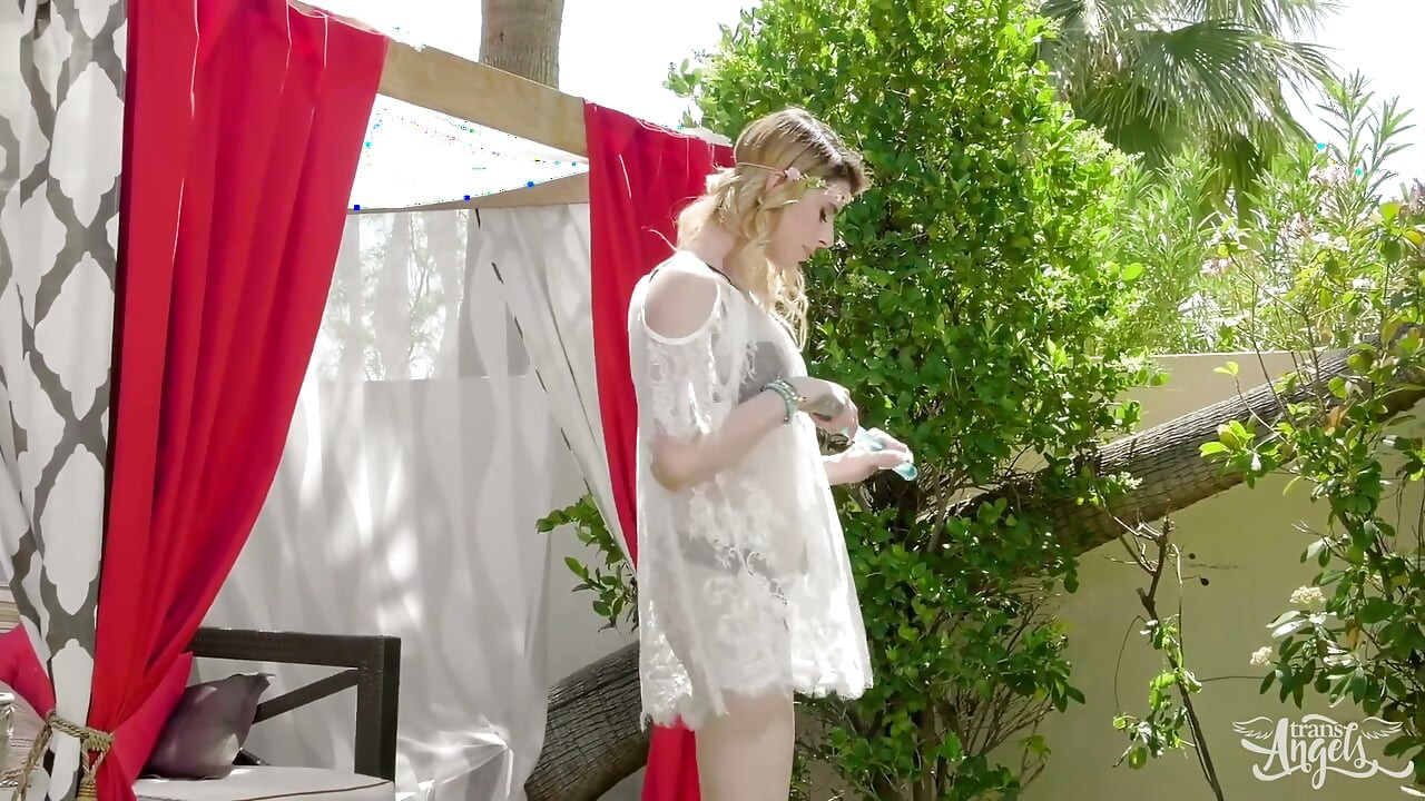 Trans Angels - Nature Loving Casey Kisses Blows Bubbles Then Strokes Her Tgirl Cock Until Unloading