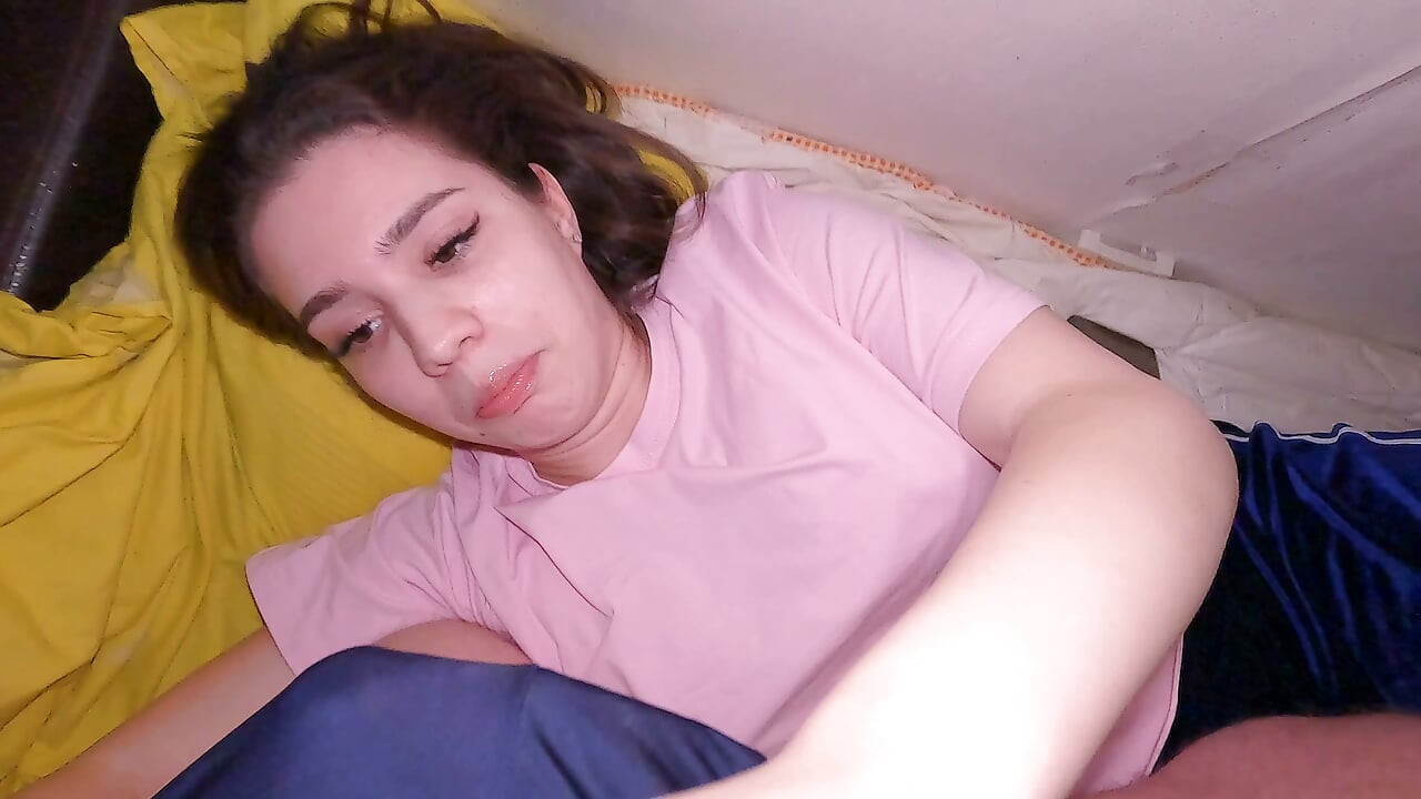 Stepsister Fights Boredom With Her Pussy