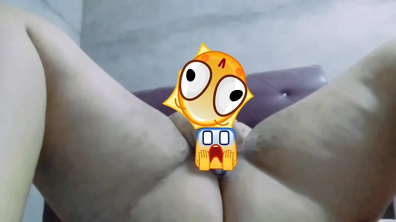 No Dildo, I Used Deodorant to Make Me Cum Hard