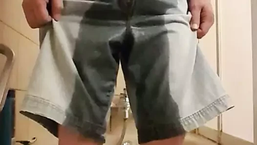 şort işemek
