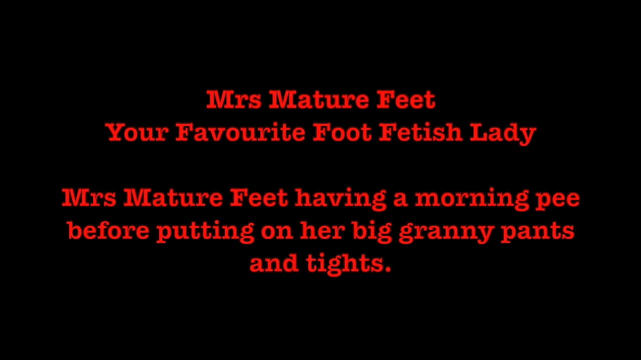Mrs Mature Feet in the bathroom 470