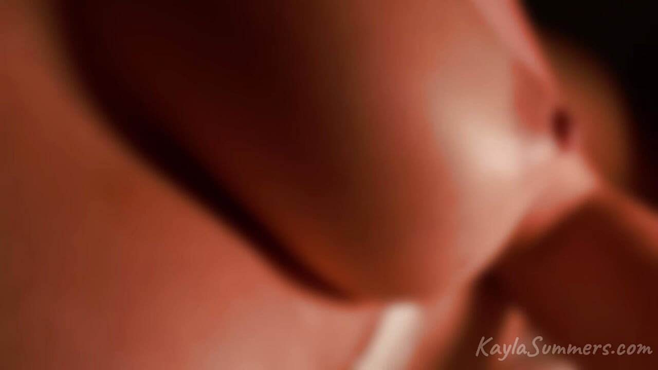 Girlfriend Kayla Summers Discovers Your Mommy Kink