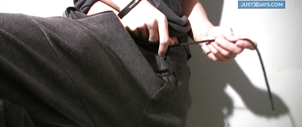 Horny Gay likes handjob