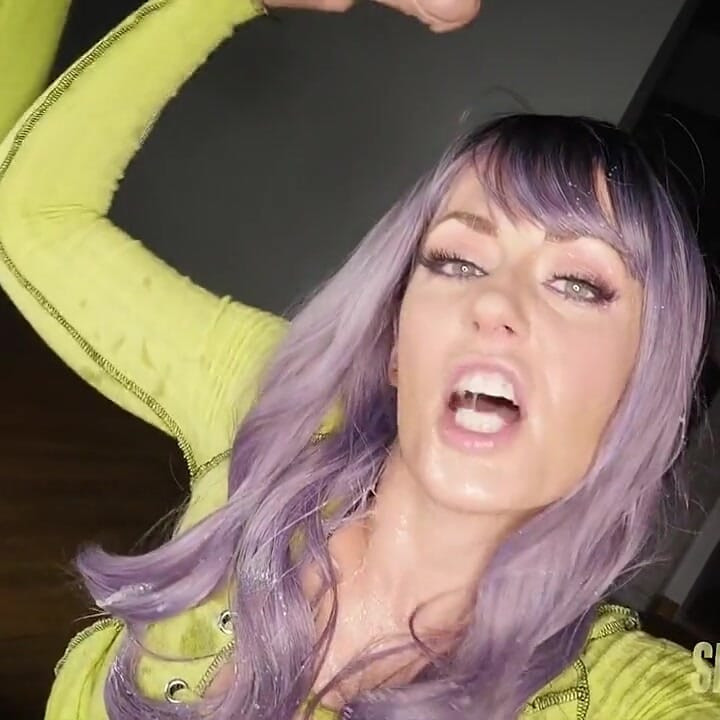 Bukkake Bitch Gets the Job