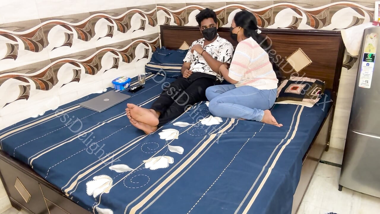Sexo por primera vez con la hermanastra de mi esposa ella llega a casa y me ruega que la folle