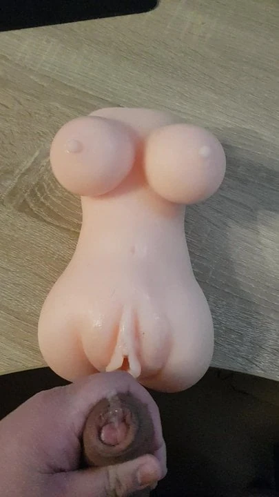 Amber Doig Thorne Cum Video with Pussy Toy