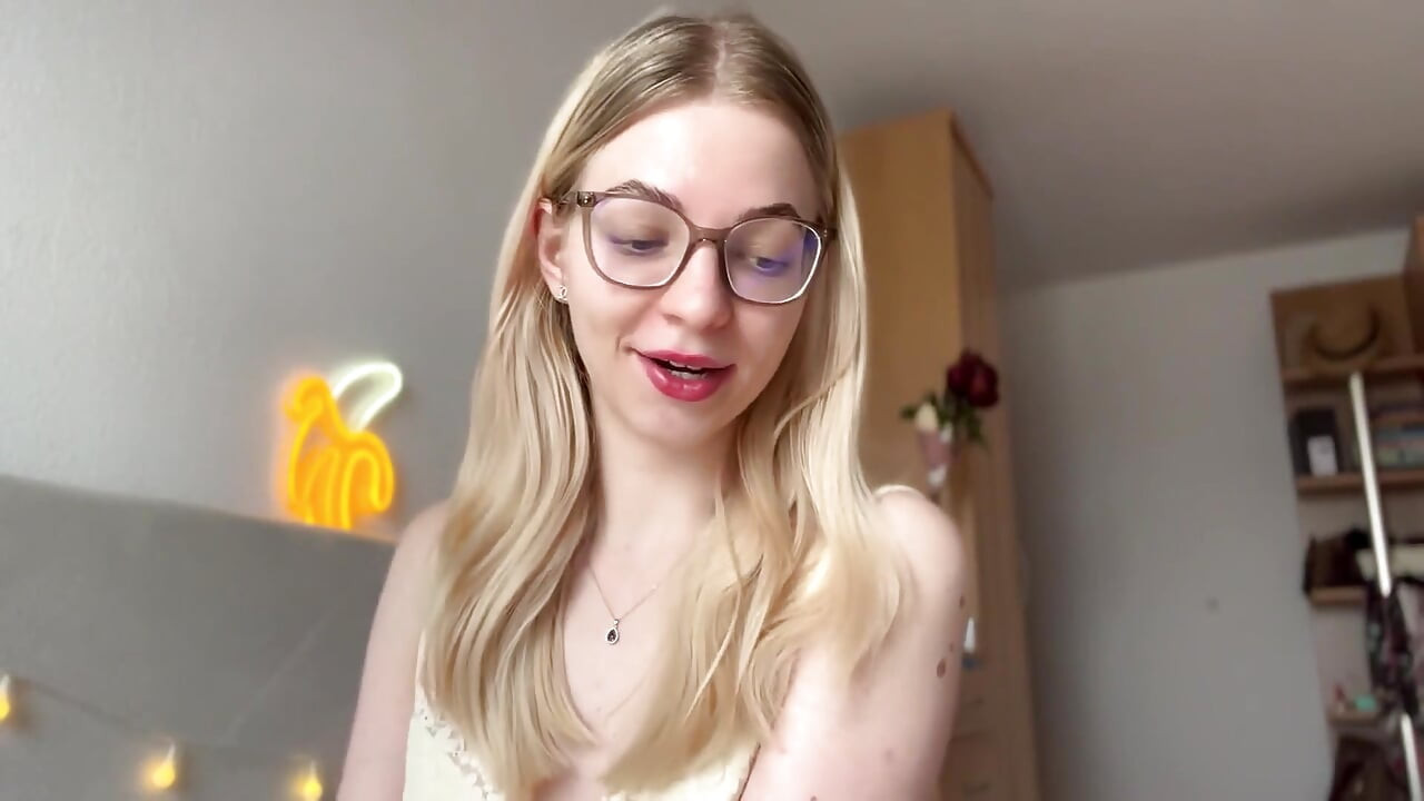 How to Be the Perfect Dominatrix (femdom)