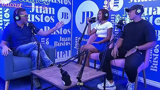 Pengacara seksi aishadanveer ngentot tahanan di podcast Juan Bustos