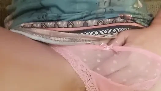 Hot Blonde Rubbing Her Pussy Untill She Orgasms