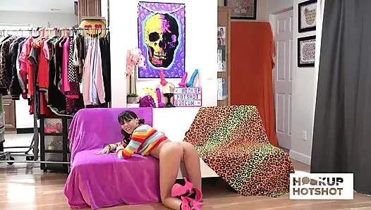 BTS - Lovely Vera King Gets Stripped And Teased Backstage!