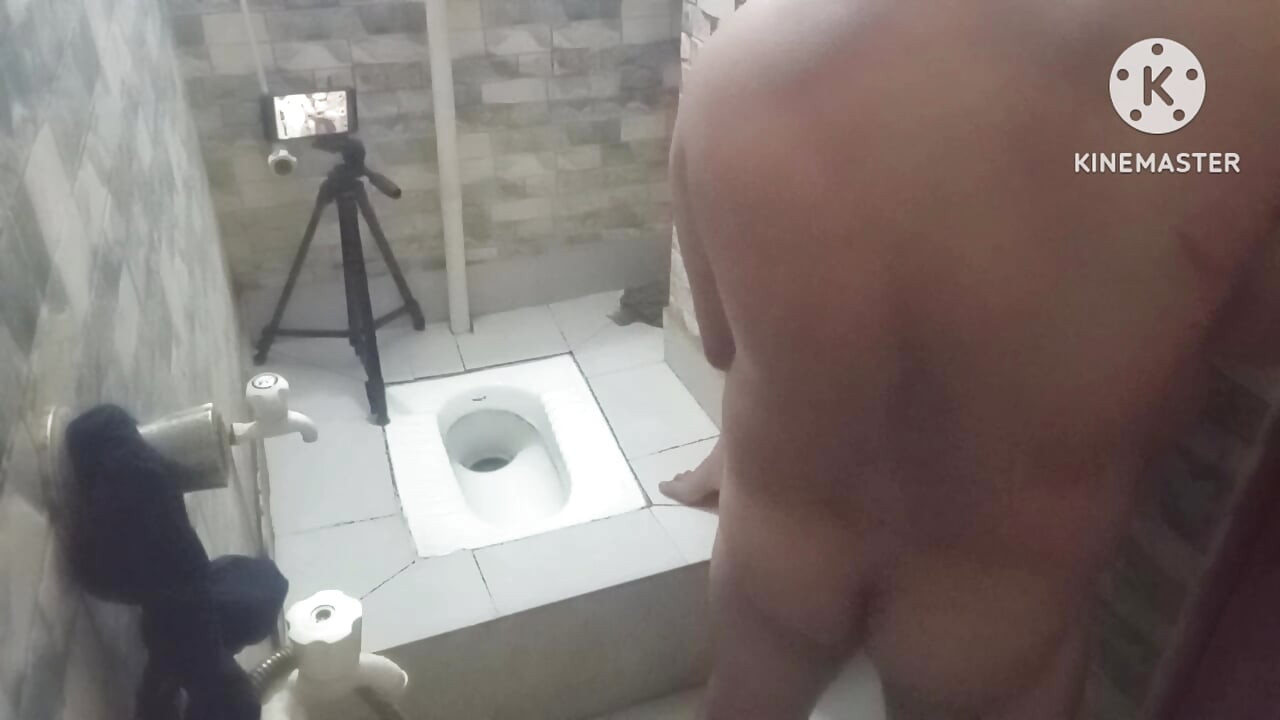 Big ass stepmom ucks her stepson's ock thinking he's her husband