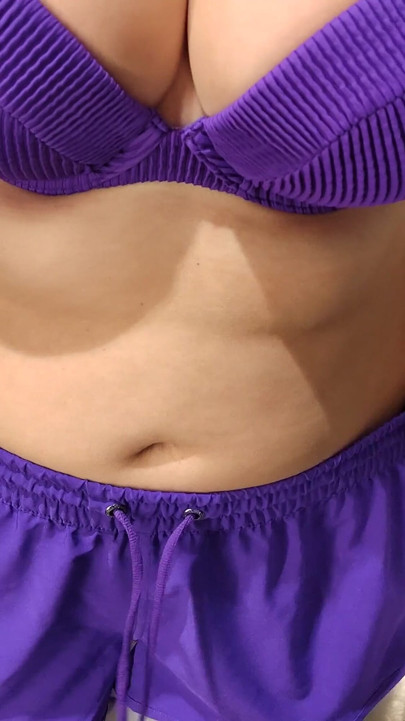 My stepsister allowed me to watch her try on swimsuits in the fitting room. She tries on a lot of swimsuits on her gorgeous tits | Clip 1