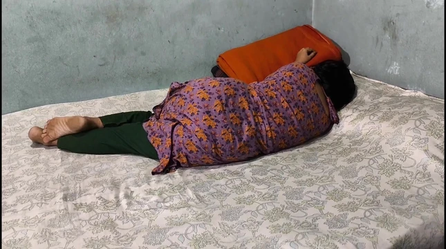 First Time Fuck Village Aunty At Storeroom bangla