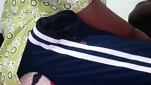 Guruku Ngentot Aku Habis-habisan Saat Semua Orang Sibuk