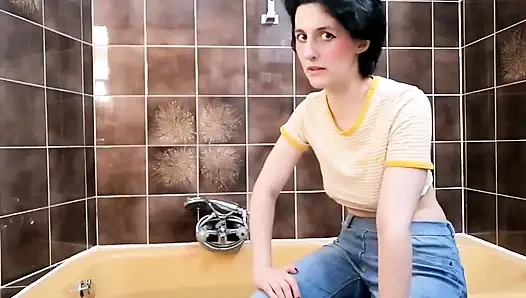 Сводную сестру засунули, инструкция по дрочке