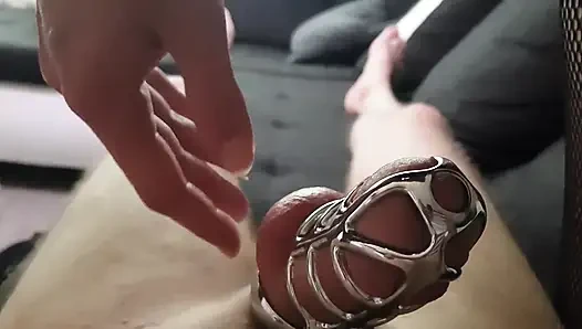 Ласки в поясе целомудрия