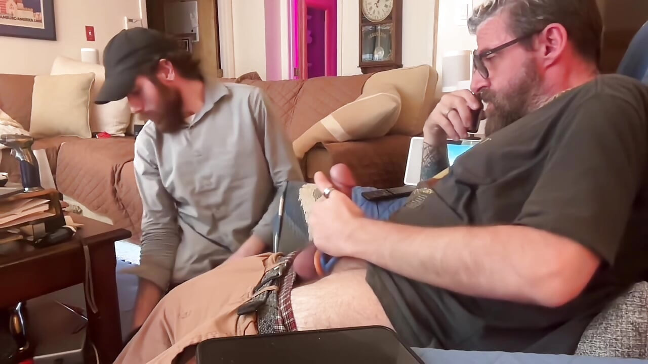 Kasnonoćno pušenje za muža, gutanje sperme