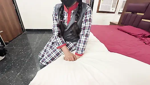 School Girl Ne Exam Mein Pass Hone Ke Liye Teacher Ke Sath Sex Kiya Virgin