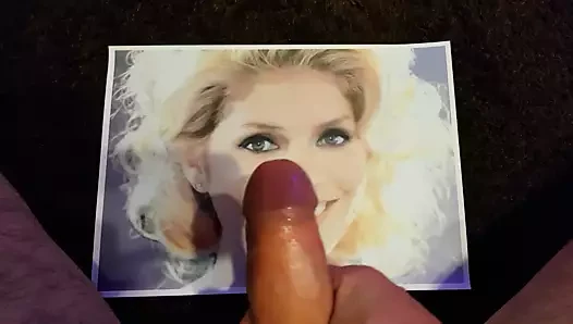 Holly Willoughby boşalıyor 65