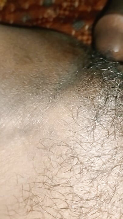 Desi Bhabhi Ka garam chut me Mera land ghusa