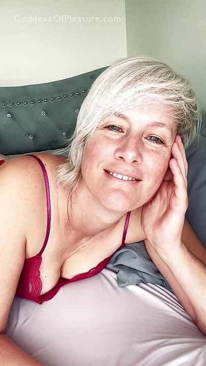 ASMR Morning Relief - StepMommy Takes Care of Me (JOI Countdown)