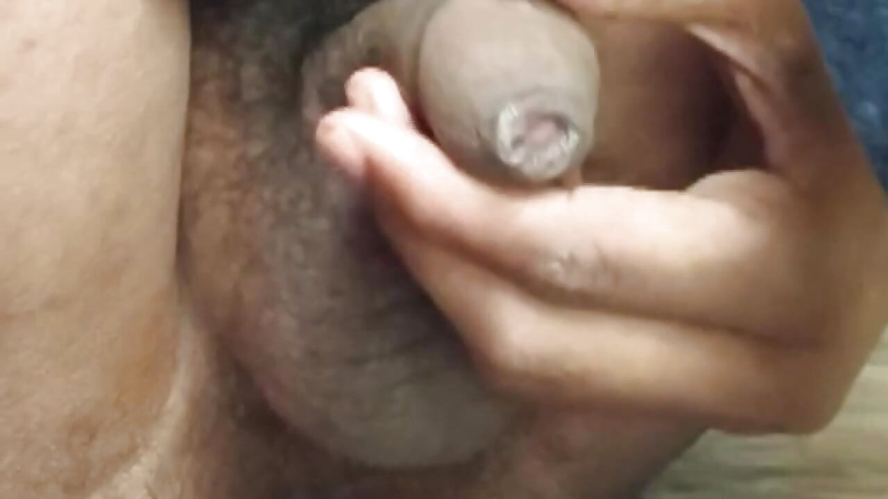 Worldwide Viral Desi Hunk Solo Action Vol 13 - Premium Faceless Amateur Close-up Intense Stroking Masterclass