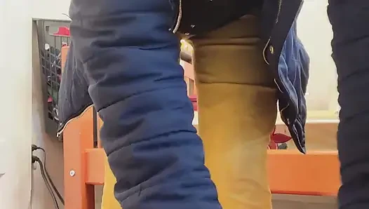Hana Pinkelt, Weil Sie Es Nicht Ertragen Kann