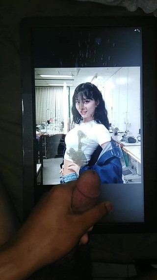 两次 momo cumtribute 13