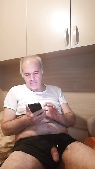 Noćno drkanje u hladnoj zimskoj večeri