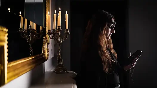 Темная Рождественская Ночь. Две Грешные Красавицы И Их Игрушки.