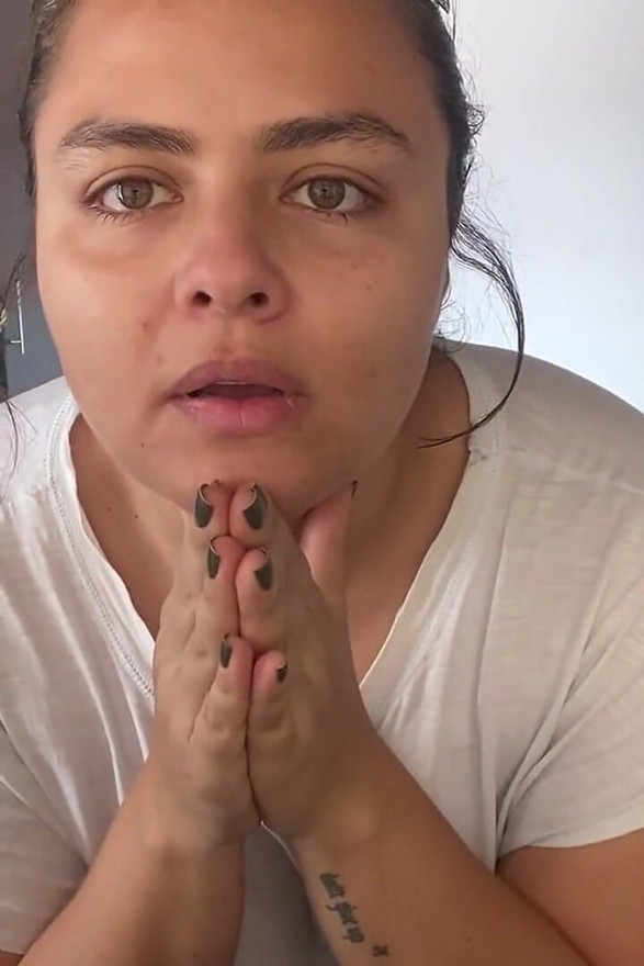 Your Babysitters Find You Masturbating and Beg for Your Cum
