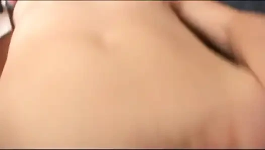 Пара в действии в любительском видео... сперма в рот