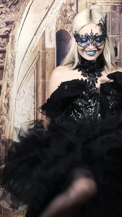 412 Lena Love Black and Blue Venice Mask Costume