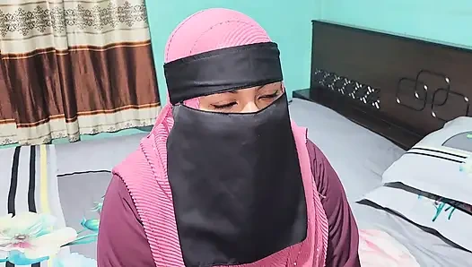 Özel bir öğretmenden ekstra hizmet aldım. bölüm 01