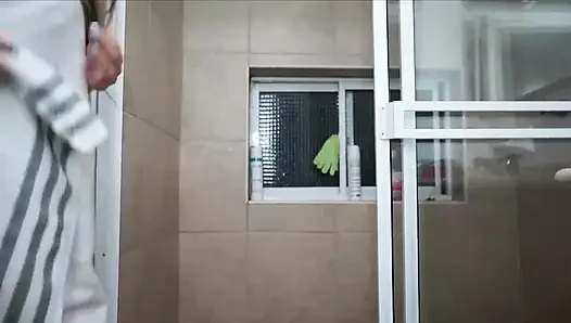 Золотой Душ с Сарой Блондинка