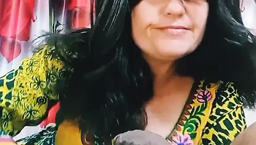 Tante seksi pecinta kontol besar pria kulit hitam hanya dengan getaran yang nikmat
