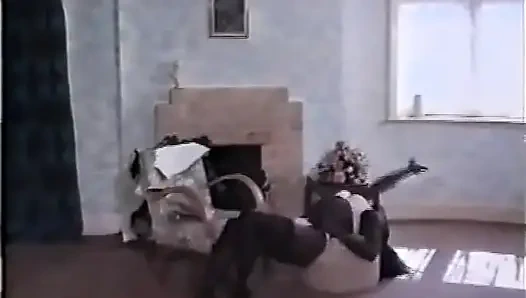 Electric Blue Special - cewek kulit hitam & biru 2