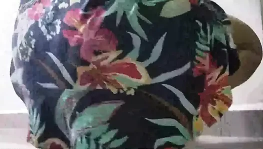 Big Booty Wife Latina Making Massage on Her Own Butt