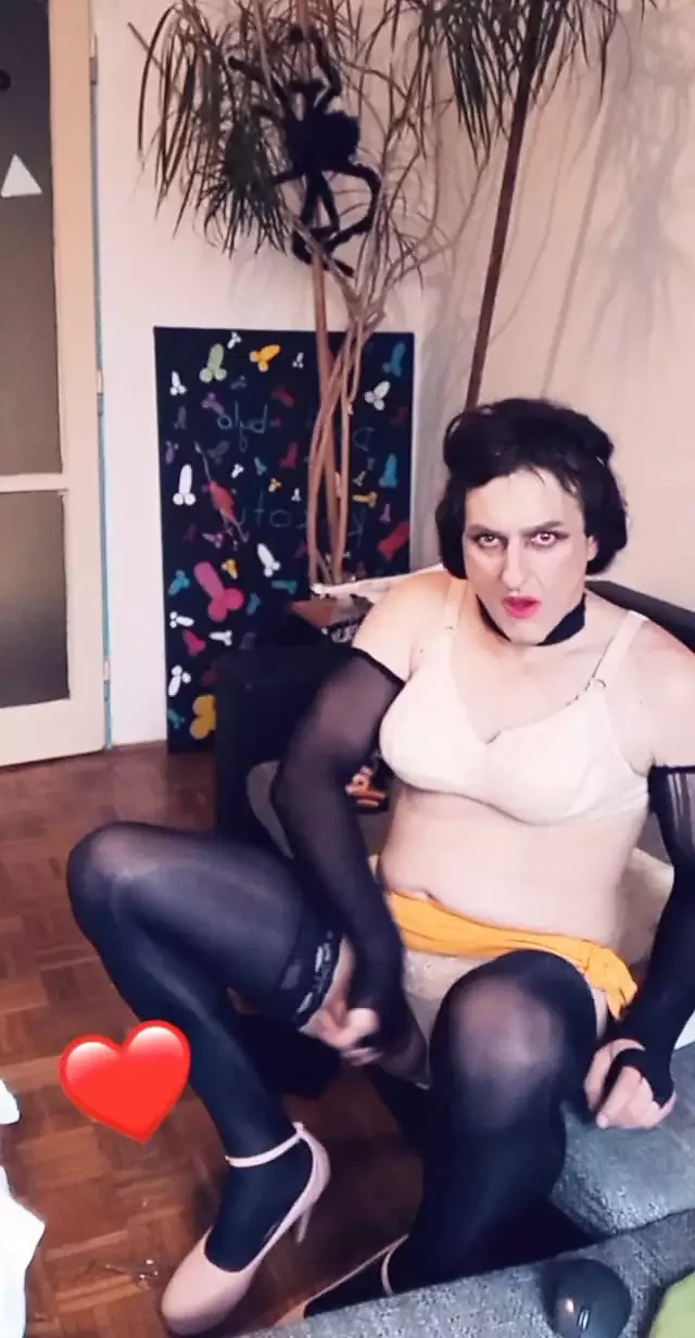 Barbara white svršava