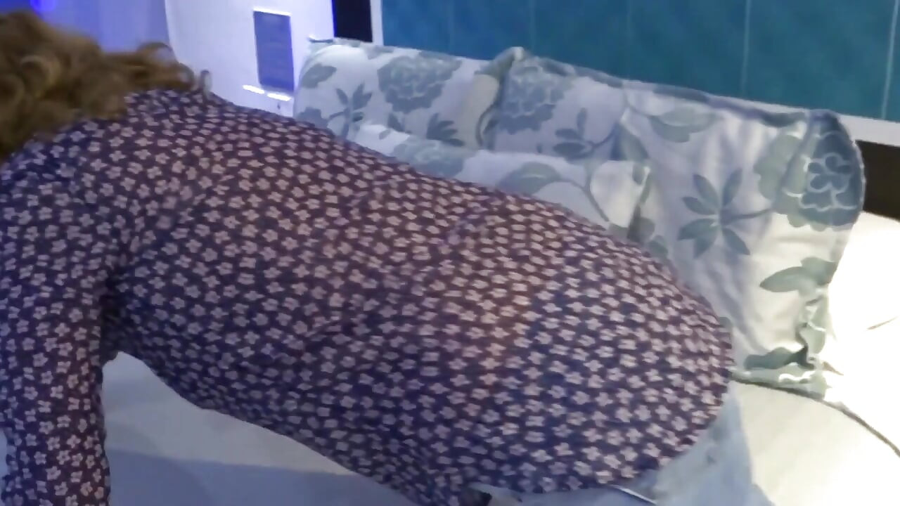 Stepmother agreed to teach me how to fuck, she took me to a motel and we had full sex