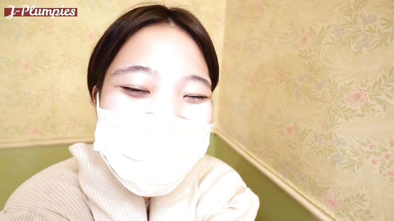 가면을 쓴 질싸 거래, 거유 아마추어 마침내 원시 개인 촬영에서 예라고 말합니다.