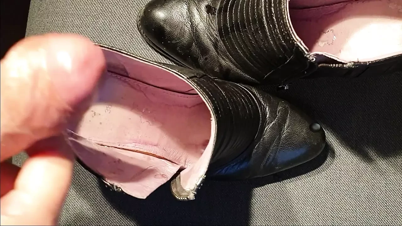 Her Ankle Boots Fucked And Squirted All Over - Part2