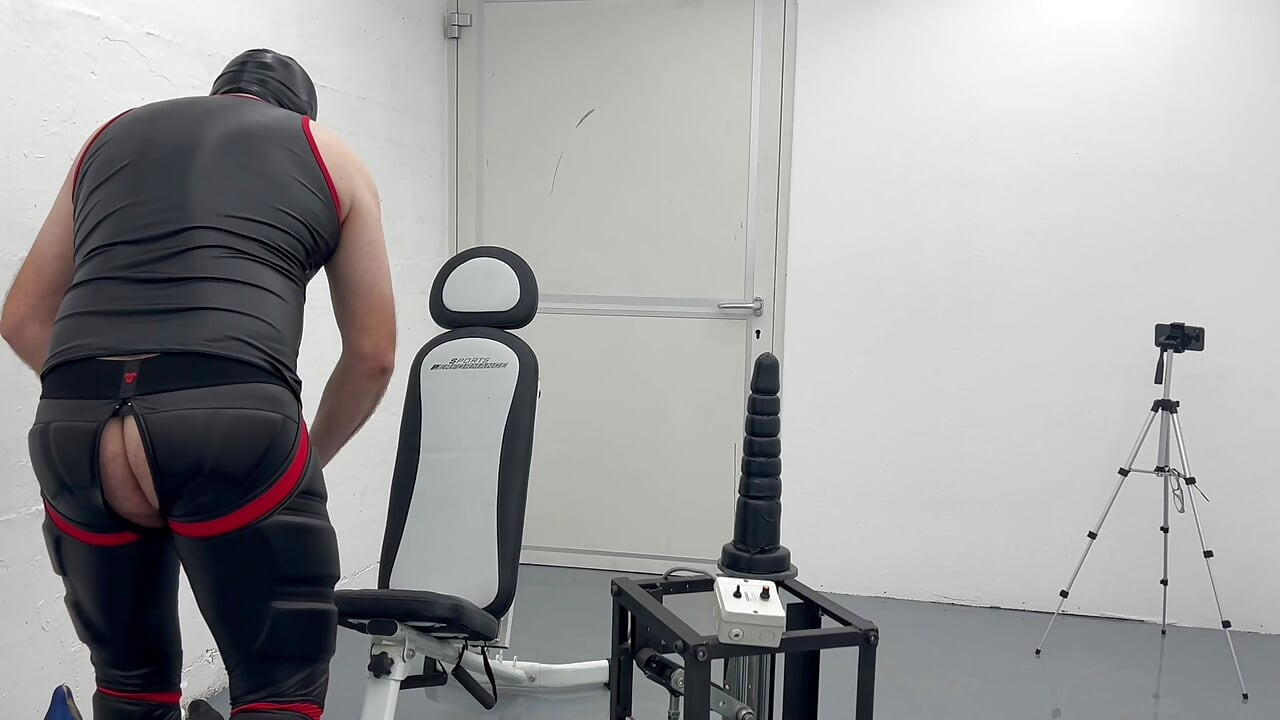 Gimp в маске 48 см, мистер Ed, анальная машина для траха дилдо, огромный 8,9 см, батплаг и попытка после